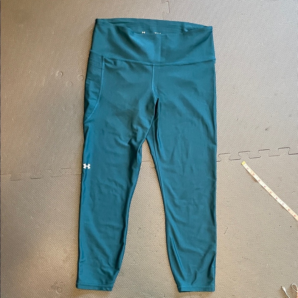 Under Armour women’s large green-Blue compression Leggings